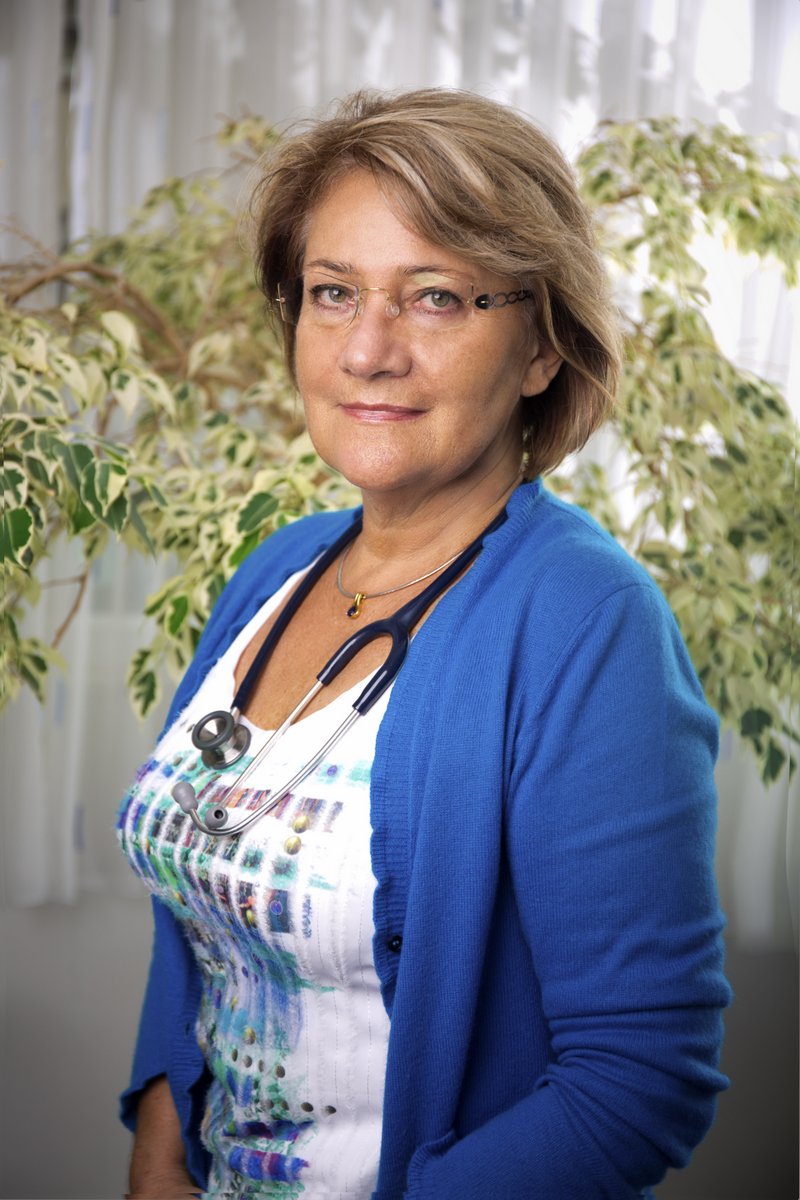 Dr. Yvonne Gotzmann